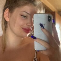 Live sex webcam photo for Maddy_Crystal #277697807