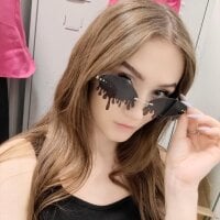 Live sex webcam photo for MaiaBateson #277786254