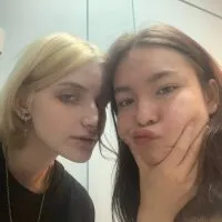 Live sex webcam photo for MarieNellie #275996410