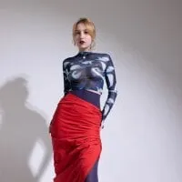 Live sex webcam photo for MarinaMoro #277762352