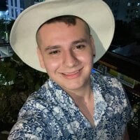 Live sex webcam photo for MarkyAlanna #276687989