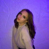 Live sex webcam photo for MaryLeev #276739745