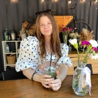 Live sex webcam photo for MaryVaughn #277640159