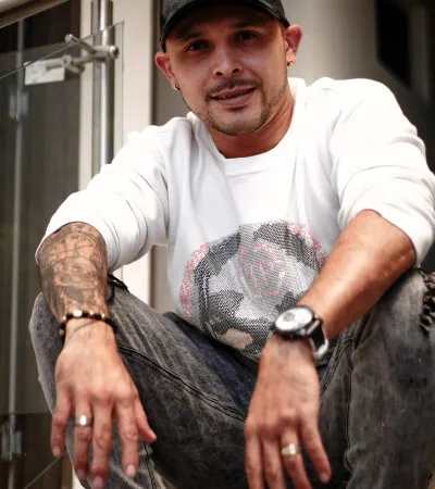 Live sex webcam photo for MeganFtMax #275594824