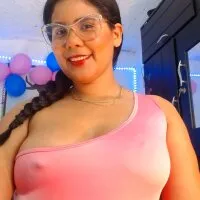 Live sex webcam photo for Melisa31 #275792648