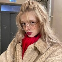 Live sex webcam photo for MerrylFomi #276987848