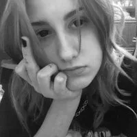 Live sex webcam photo for MeryllCort #277682710