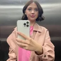 Live sex webcam photo for MiaJina #276462266