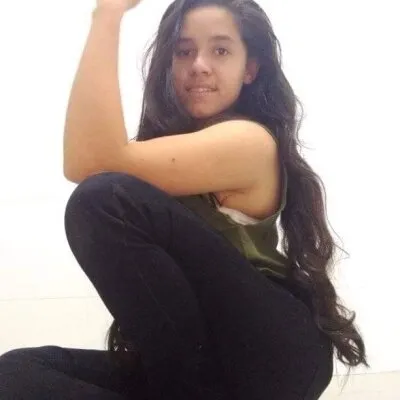 Live sex webcam photo for MiaKeily #275699558