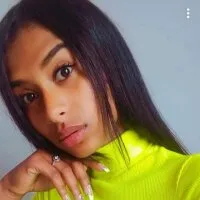 Live sex webcam photo for Mia_Collie #276095424