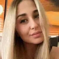 Live sex webcam photo for Mia_Dreamm #276344206