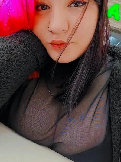 Live sex webcam photo for Mia_claush #275709767