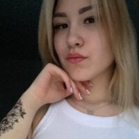 Live sex webcam photo for Mikasuwi #277234205