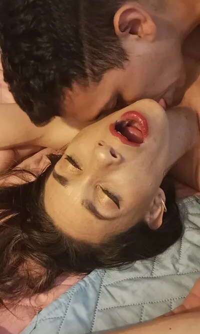 Live sex webcam photo for Mike_and_Cristal00 #275503709