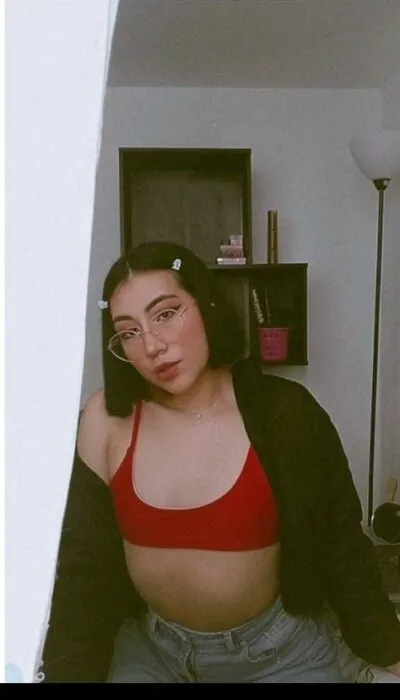 Live sex webcam photo for Mikku__ #275442211