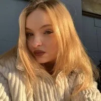 Live sex webcam photo for Mila_Moon_ #277450967