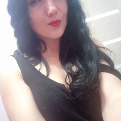 Live sex webcam photo for Millie_Tiffany #275537101