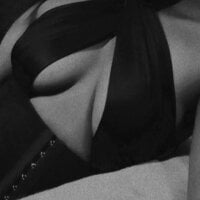 Live sex webcam photo for Mira_Jen06 #277836132