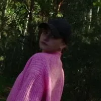 Live sex webcam photo for MiriamBirch #277429877