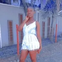 Live sex webcam photo for Miss_Vee_ #277781203