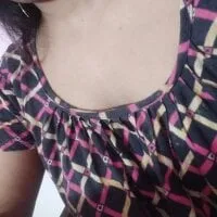 Live sex webcam photo for Miss_pooja- #277422514