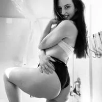 Live sex webcam photo for Missmonday #276422147