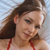 Live sex webcam photo for Misssmiaxx #277590876