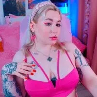 Live sex webcam photo for Monica_Crush #277935574