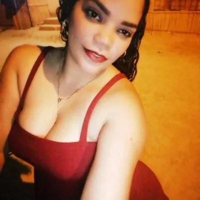 Live sex webcam photo for Natasaha28 #275425912