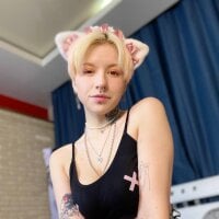 Live sex webcam photo for NekoRat #277682881