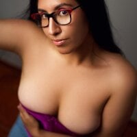 Live sex webcam photo for Nerdgirl10 #277317345