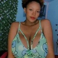 Live sex webcam photo for Nicoll_t #277681190