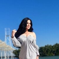 Live sex webcam photo for NikkiAugust #276692313