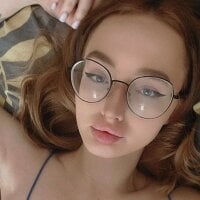 Live sex webcam photo for NikkiBly_ #278040118