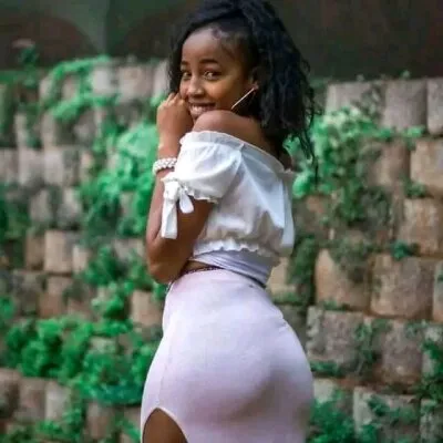 Live sex webcam photo for Noellah #275435679