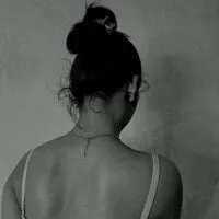 Live sex webcam photo for Nyrra6 #276381148