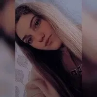 Live sex webcam photo for Olliee__ #276659754