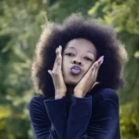 Live sex webcam photo for PeesFullLeila #277954060