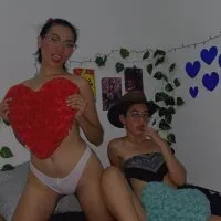 Live sex webcam photo for Penelope_horny69 #276187513