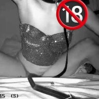 Live sex webcam photo for Petitechienne8313 #276554182