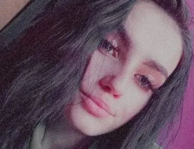 Live sex webcam photo for Petittebriella #275457116