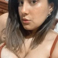 Live sex webcam photo for Pia1001 #277606032