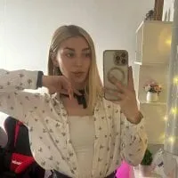 Live sex webcam photo for PollyHenwood