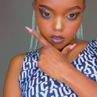 Live sex webcam photo for Prettysherie #277547719