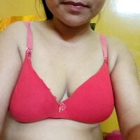 Live sex webcam photo for PriyaPori #277058649