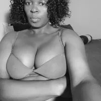 Live sex webcam photo for ROXANABAE #276971802