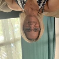 Live sex webcam photo for Rachael43 #277463166