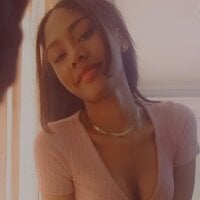 Live sex webcam photo for Rebecca_Kiutt #278032361