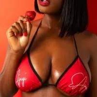 Live sex webcam photo for Red_butterfly2 #275965188