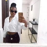 Live sex webcam photo for Reinabae #278032556